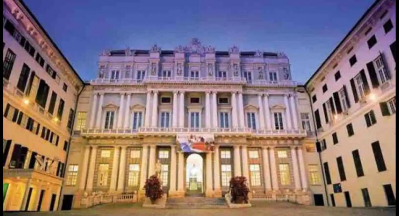Amazing San Lorenzo 19, Rolli Palace Unesco - Stunning View Overlooking The Cathedral - Free Private Parking- Genua Exterior foto